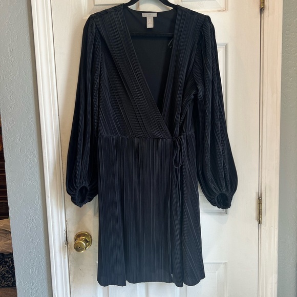 Black Midid Longsleeve dress - Picture 1 of 4